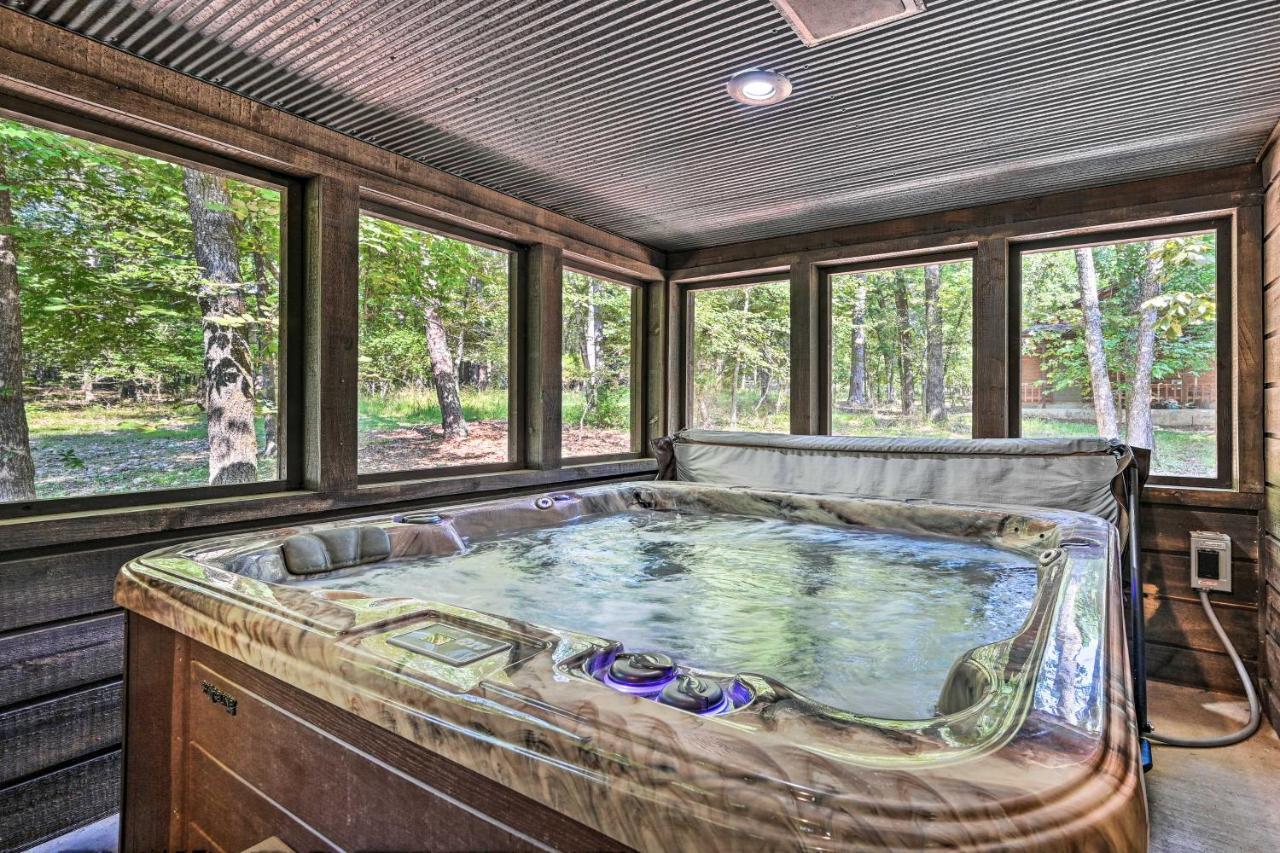 Luxe Broken Bow Cabin With Tesla Charging Station Stephens Gap 외부 사진